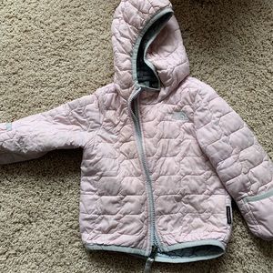 Northface baby thermoball lightweight jacket